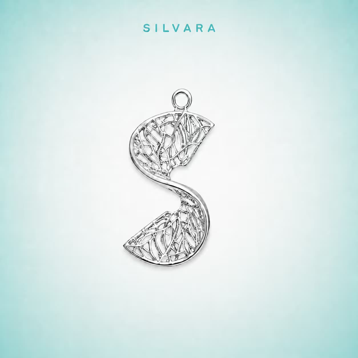 Подвеска «S», цвет — серебро